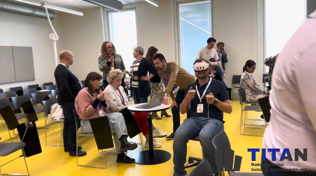 opettajat ja tutkijat tutustuvat VR-työkaluihin Immersive Workshopissa U!REKA Connects -tapahtumassa